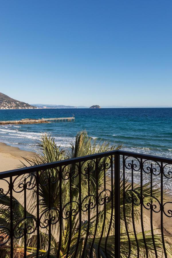 Hotel Windsor Laigueglia Εξωτερικό φωτογραφία